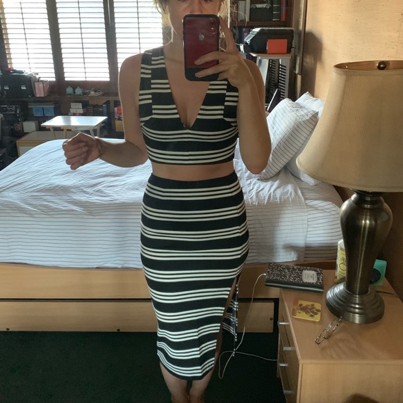 Olivaceous Dresses & Skirts - ✌🏼2for$25 NWOT Two-Piece Striped Bodycon Dress